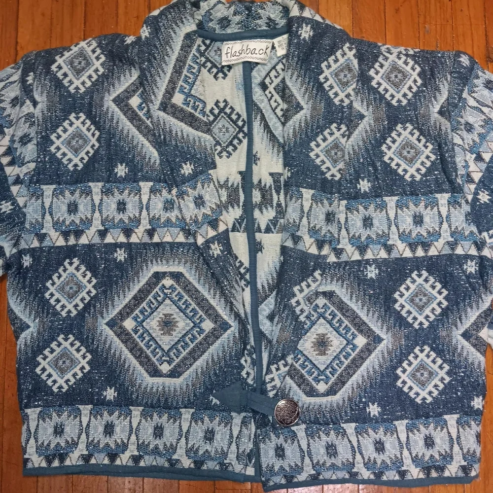 Flashback Geometric Patterned Jacket - Picture 2 of 5